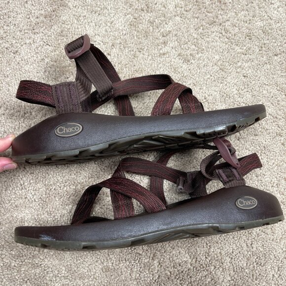 Chaco Z2 Classic Sandals Mens 10M Red Rust Hiking Outdoor Waterproof Adjustable